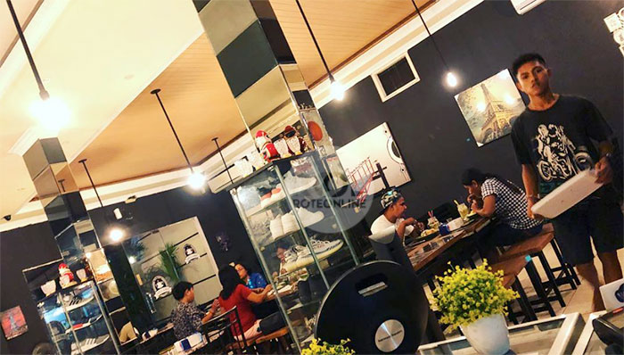 Sharon-Cafe-4