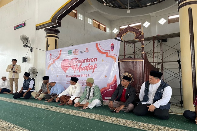 LDK dan Lazismu PP Muhammadiyah Gelar Pesantren Mualaf di Rote Ndao