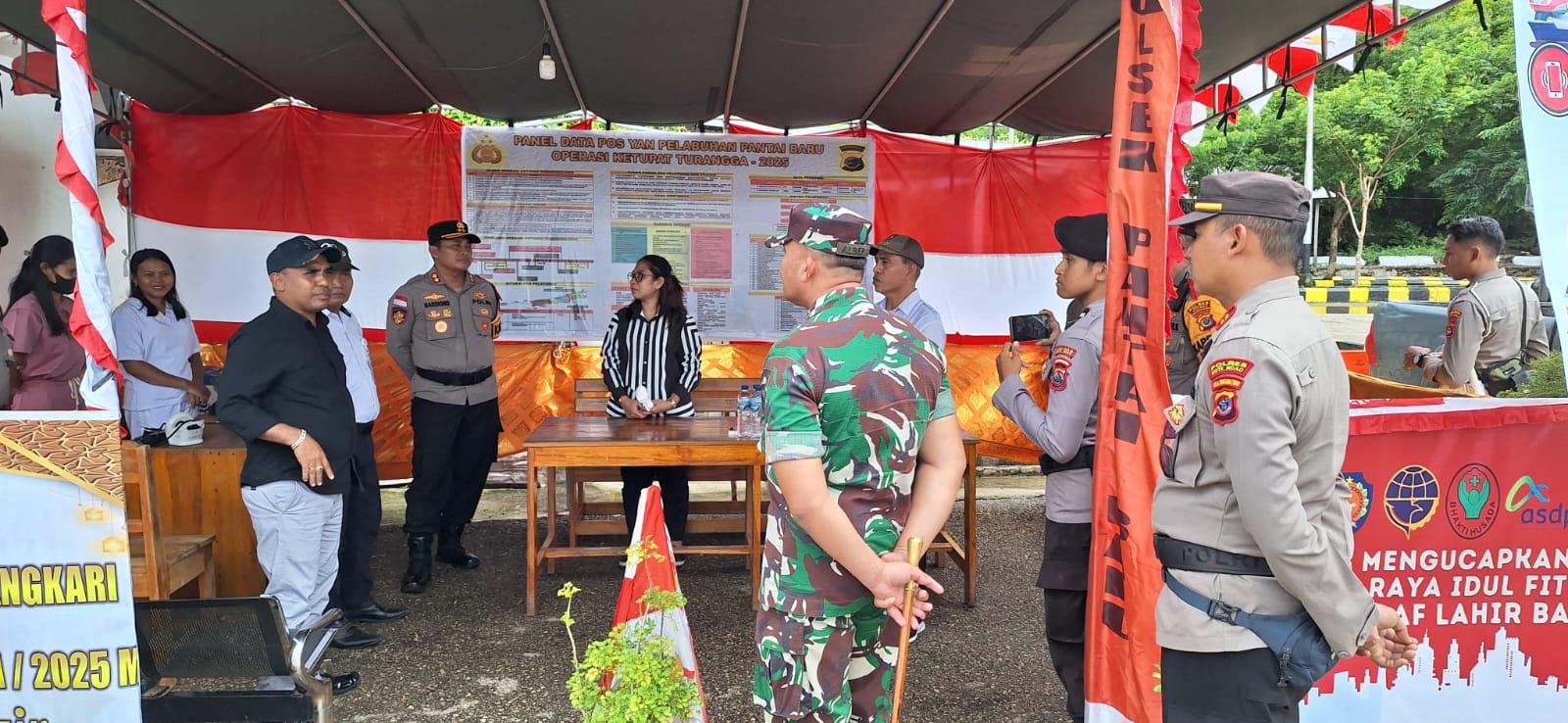 Forkopimda Rote Ndao Tinjau Kesiapan Arus Mudik Lebaran 1446 H di Pelabuhan ASDP Pantai Baru