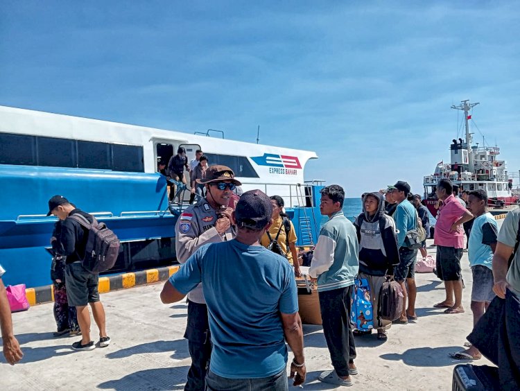 Hadir di Tengah Warga, Polisi Jamin Rasa Aman di Permukiman hingga Pelabuhan Ba’a