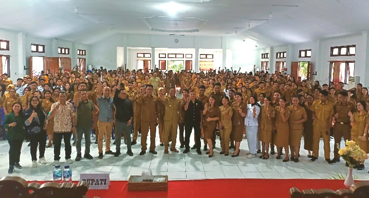 Beri Pembekalan 414 CPNS, Bupati Rote Ndao Tekankan Profesionalitas dan Integritas Pelayanan Publik