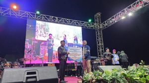 Atasi Stunting dan Perkuat UMKM, Pemkab Rote Ndao Terima CSR Rp 250 Juta dari Bank NTT