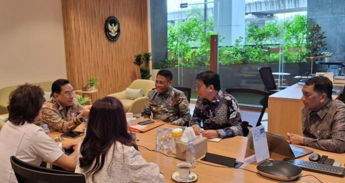 Temui Wamenkes, Bupati Paulus Perjuangkan Penambahan Dokter dan Alkes untuk Rote Ndao