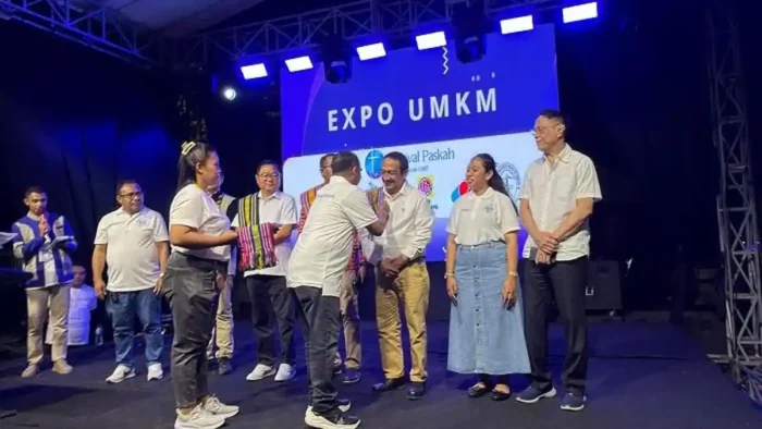 Bawa Semangat JFK, Wabup Rote Ndao Tantang Pemuda GMIT Jadi Solusi Ekonomi